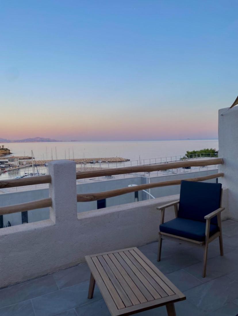 カリー・ル・ルエT2 Vue Sur Le Port Jacuzzi Terrasse Et Parkingアパートメント エクステリア 写真